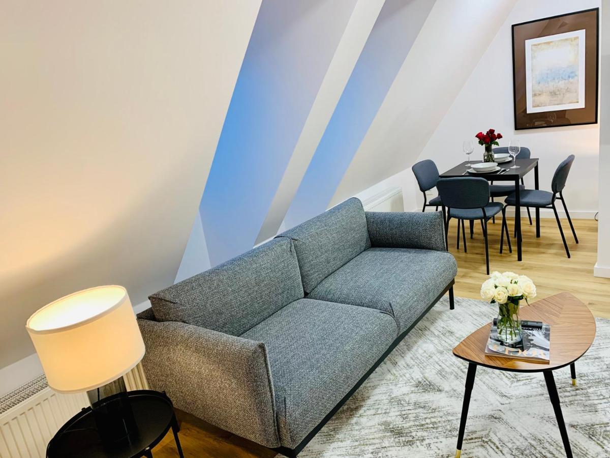 קלודז'קו Hotel, Apartament Pod Zlotym Lwem W Samym Centrum Miasta Z Darmowym Parkingiem VII מראה חיצוני תמונה