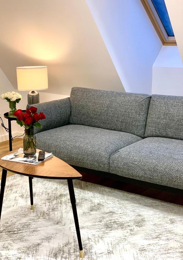 קלודז'קו Hotel, Apartament Pod Zlotym Lwem W Samym Centrum Miasta Z Darmowym Parkingiem VII מראה חיצוני תמונה